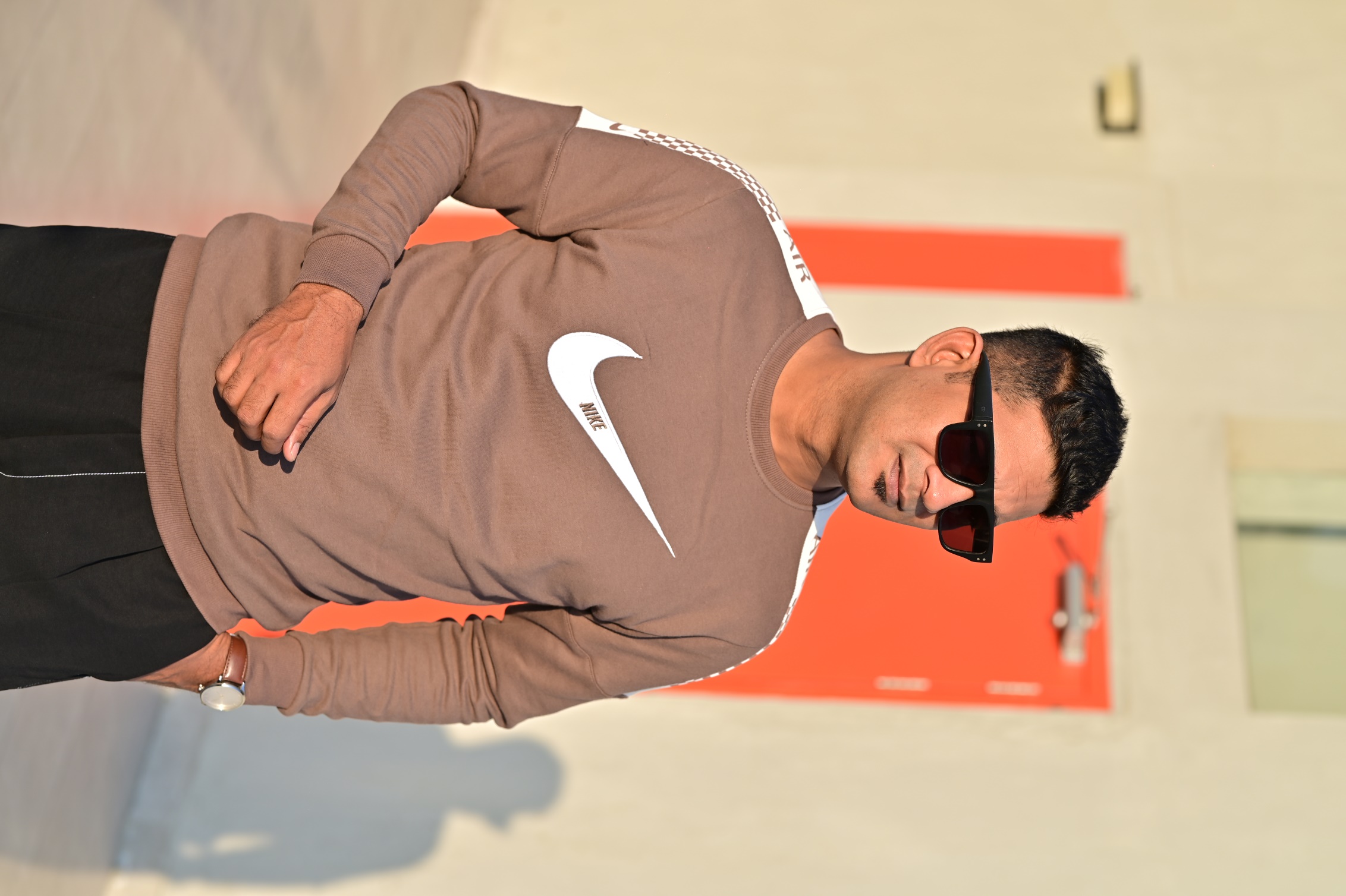 Sweat Shirt